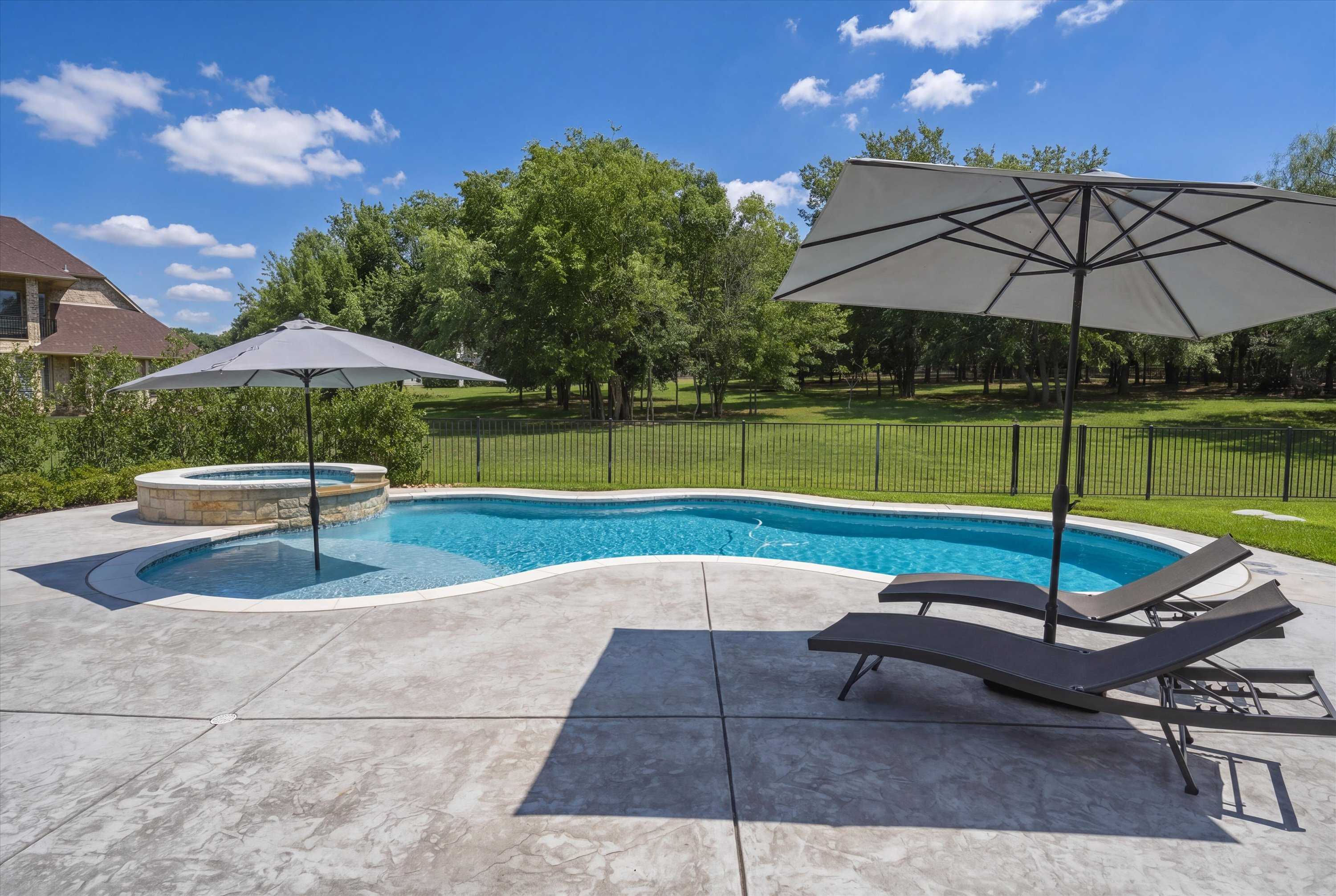 10512 Estancia Court, Fort Worth, TX, USA, 76108