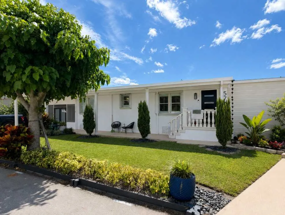 19800 Southwest 180th Avenue, unit 570 Miami, FL, USA, 33187