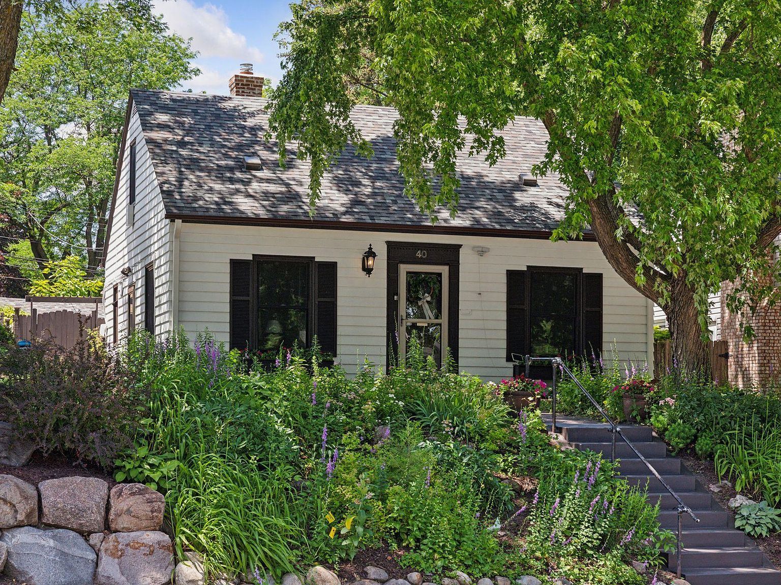 40 Penn Ave S Minneapolis, MN 55405 - Thumbnail 2