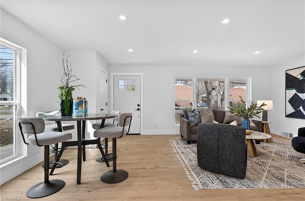 1604 E Lexington Ave High Point, NC 27262 - Thumbnail 2