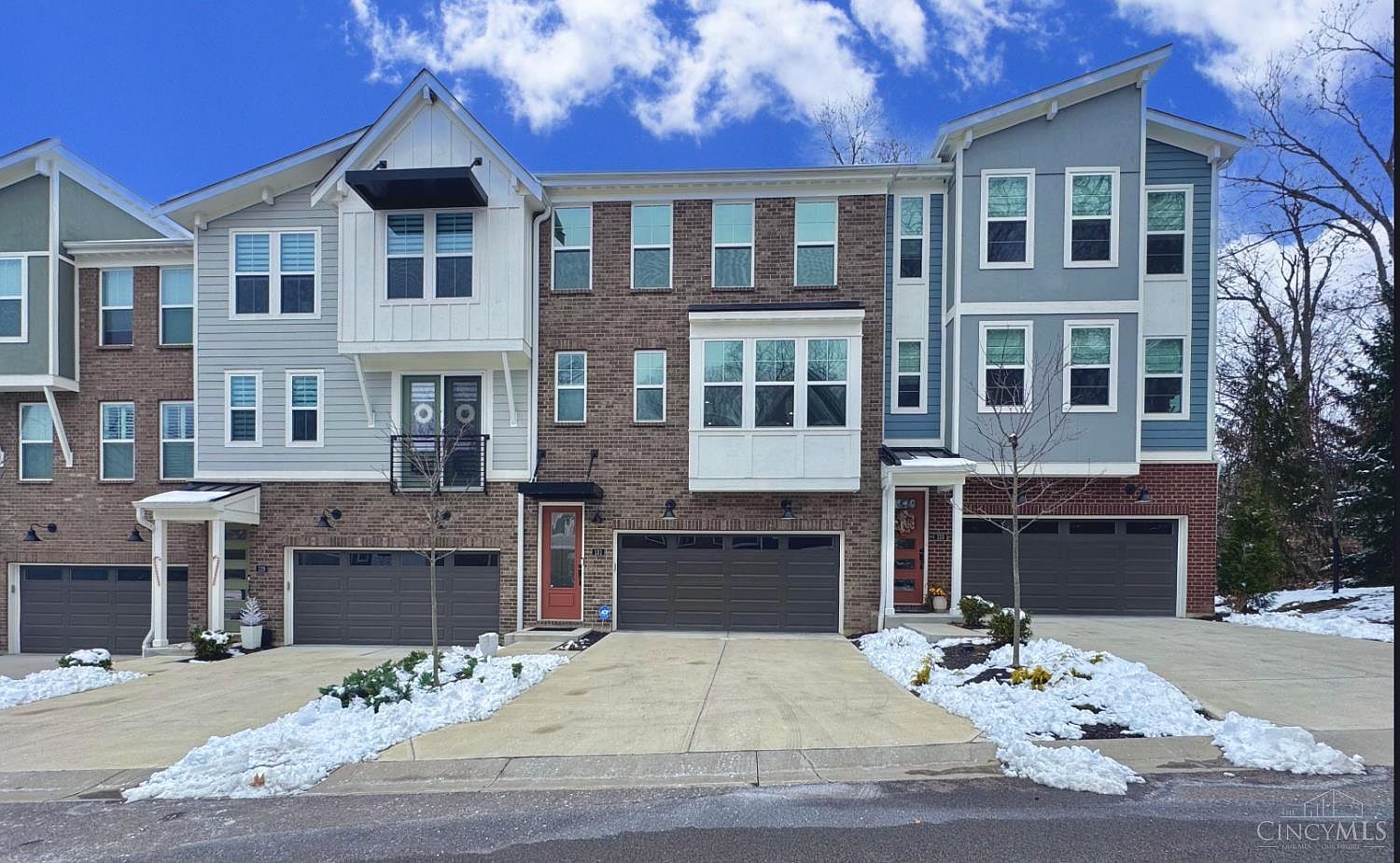 131 Blossom View Dr Loveland, OH 45140 - Thumbnail 2