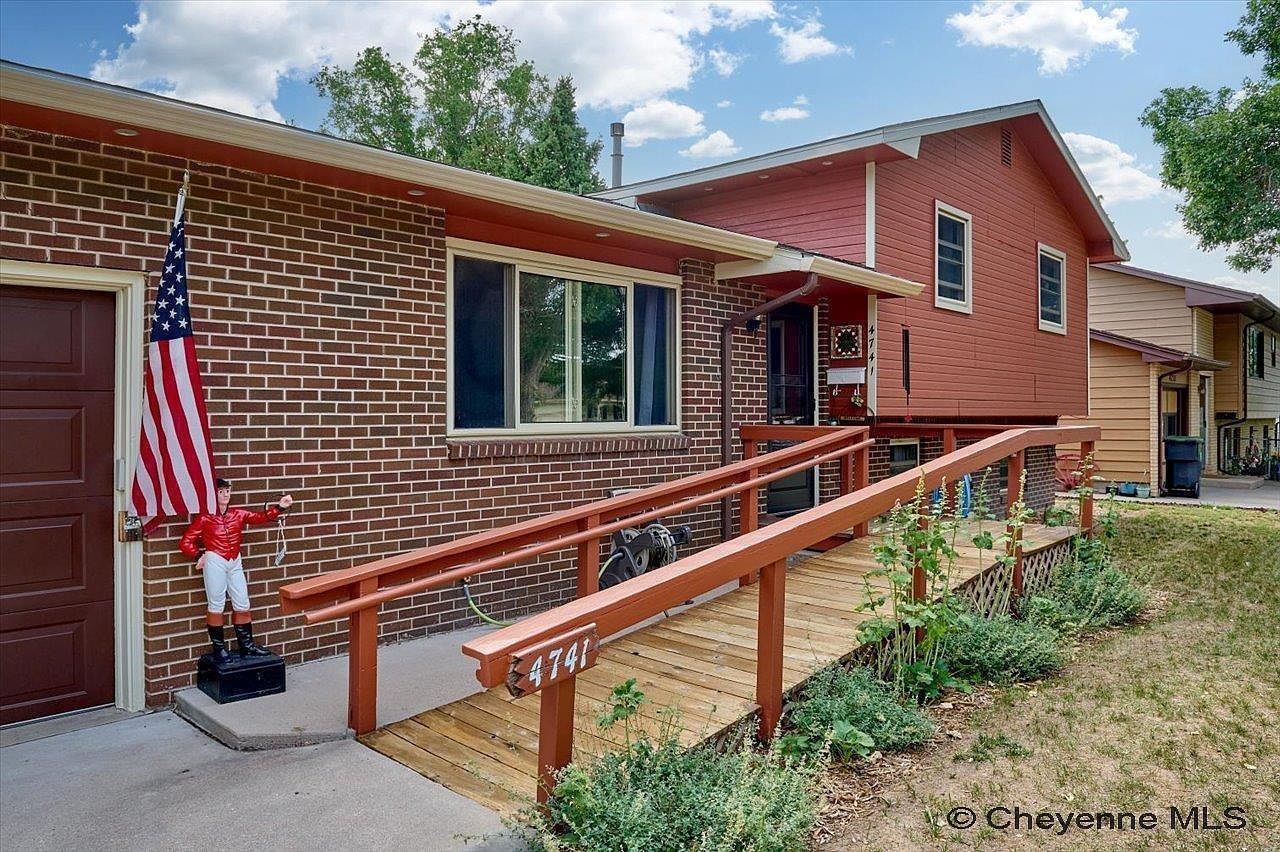 4741 Pineridge Ave Cheyenne, WY 82009, 82009