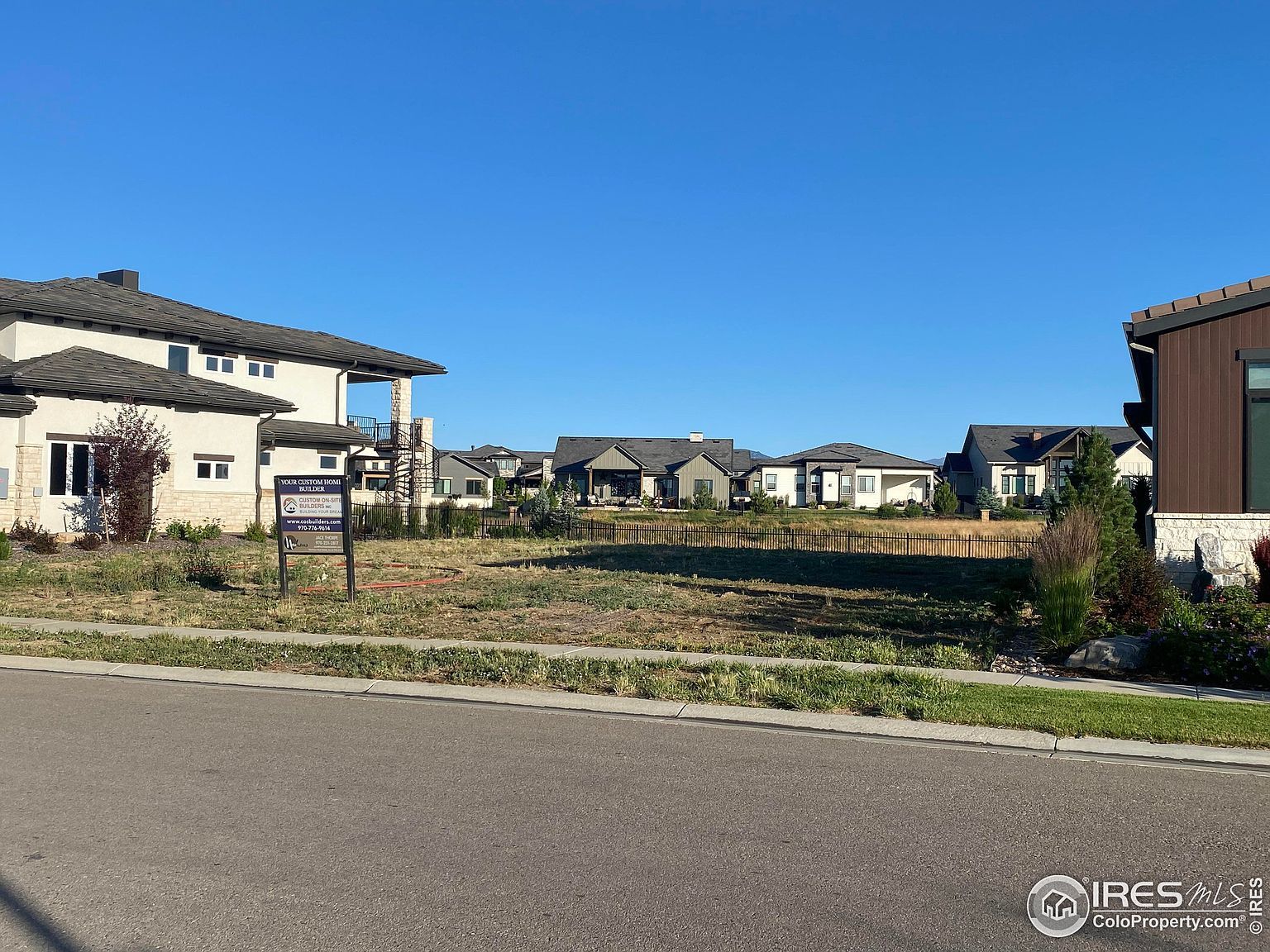 2766 Heron Lakes Pkwy Berthoud, CO 80513 - Thumbnail 2