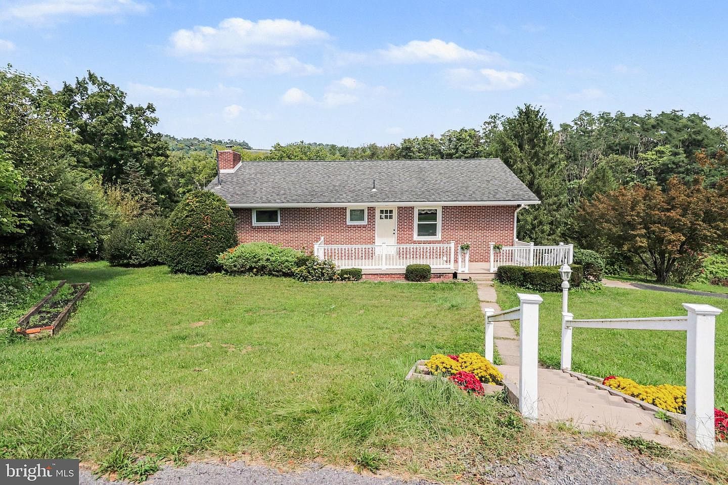 1445 Loop Rd Lewistown, PA 17044, 17044