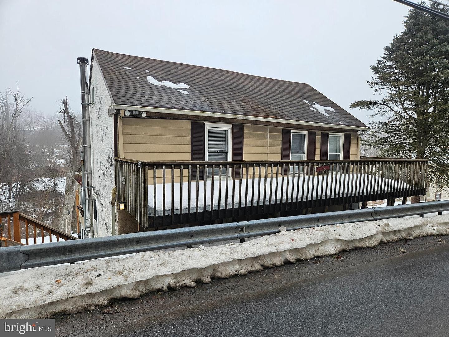 746 Wagontown Rd Coatesville, PA 19320 - Thumbnail 2