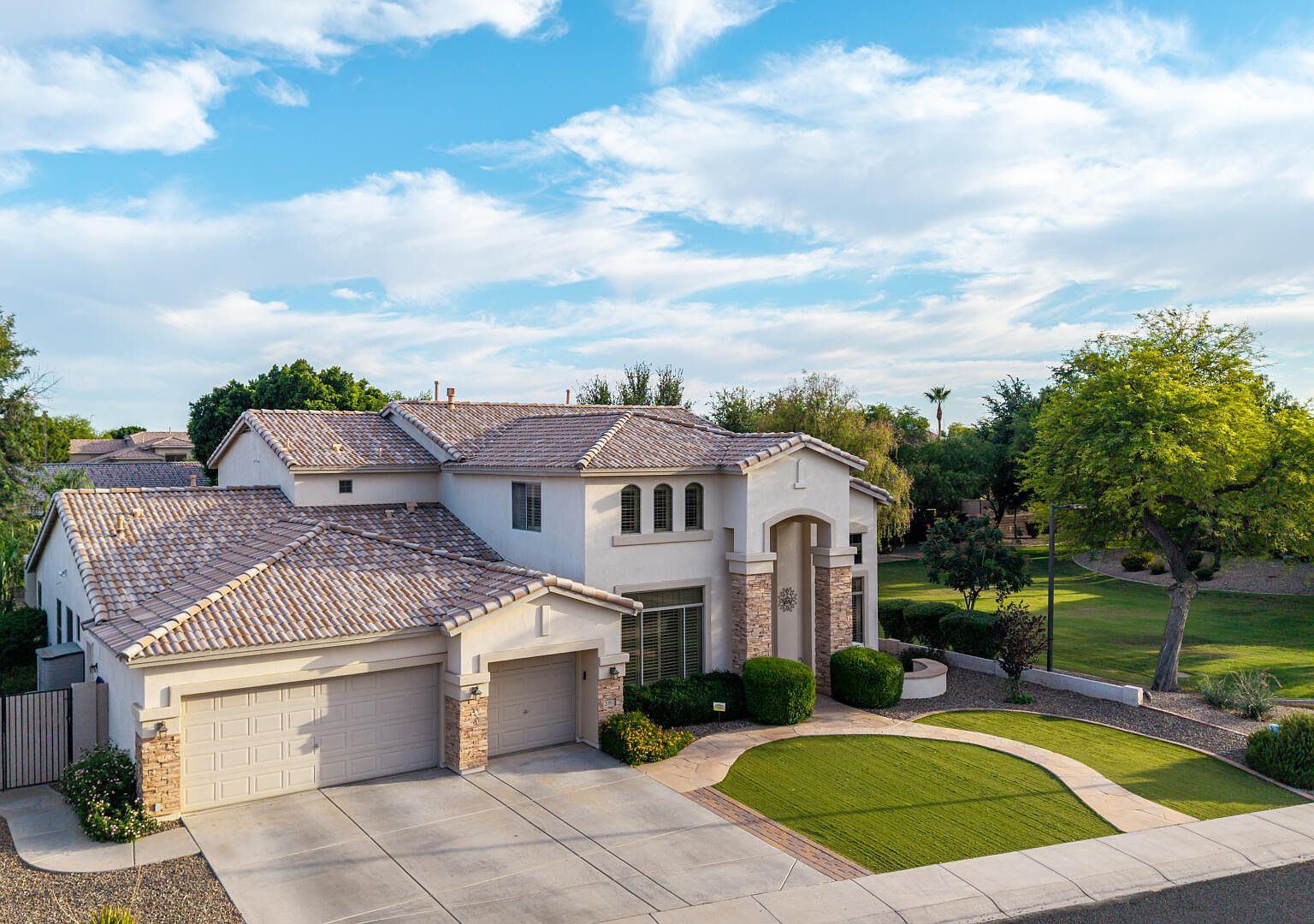 2087 W REMINGTON Drive Chandler, AZ 85286, 85286