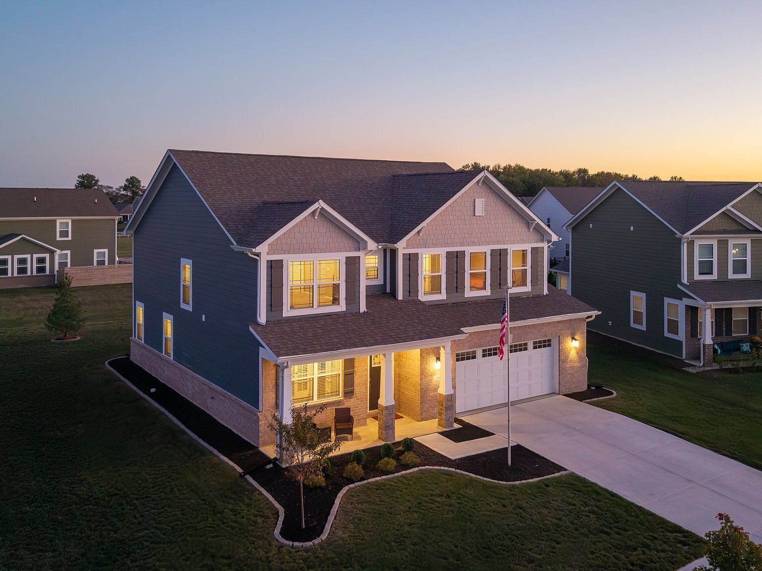 1683 Jackson St Fortville, IN 46040 - Thumbnail 2