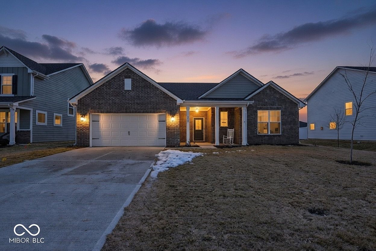 4869 Morning Valley Ct McCordsville, IN 46055 - Thumbnail 2