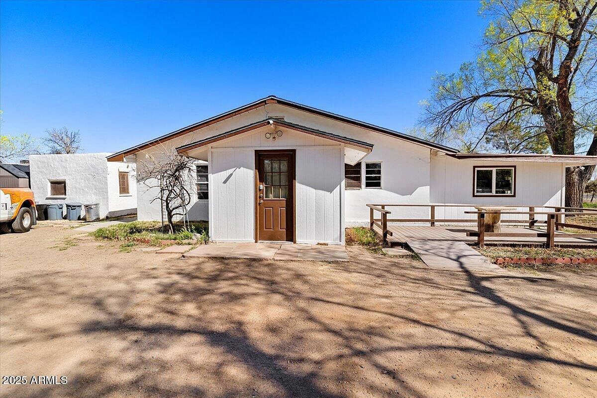 1414 N State Route 89 Route, AZ 86323 - Thumbnail 2