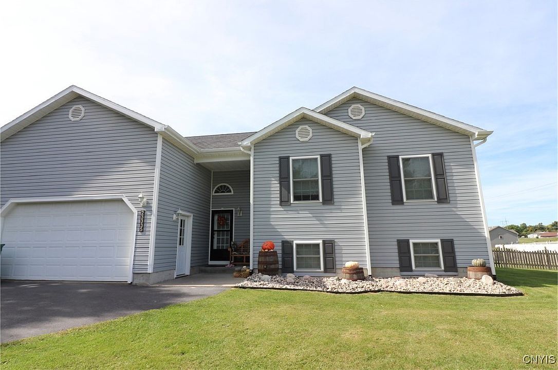 23335 Converse Dr Watertown, NY 13601 - Thumbnail 2