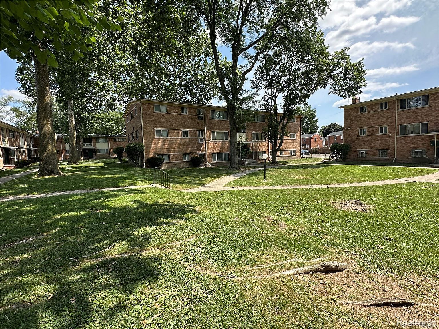 17274 Bentler St Detroit, MI 48219, 48219