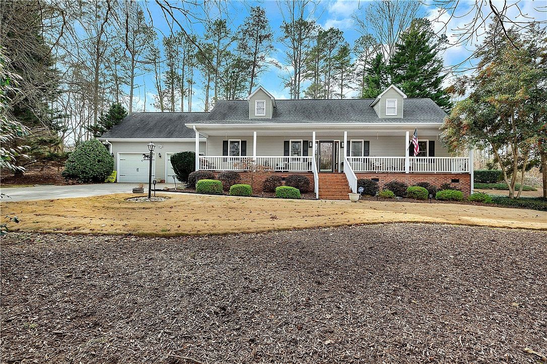 109 Holder St Liberty, SC 29657 - Thumbnail 2