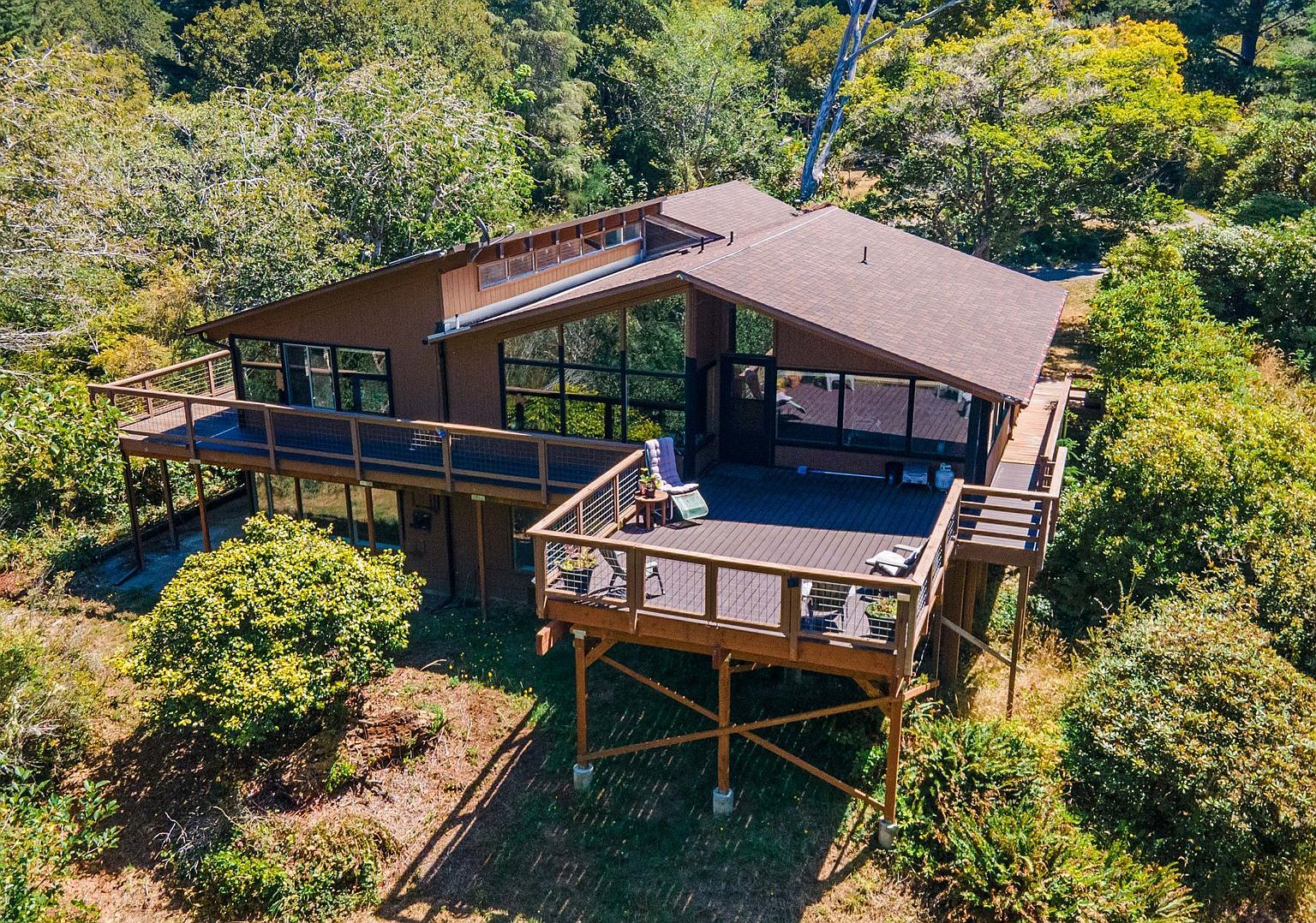 705 Ohio Ave NE Bandon, OR 97411 - Thumbnail 2