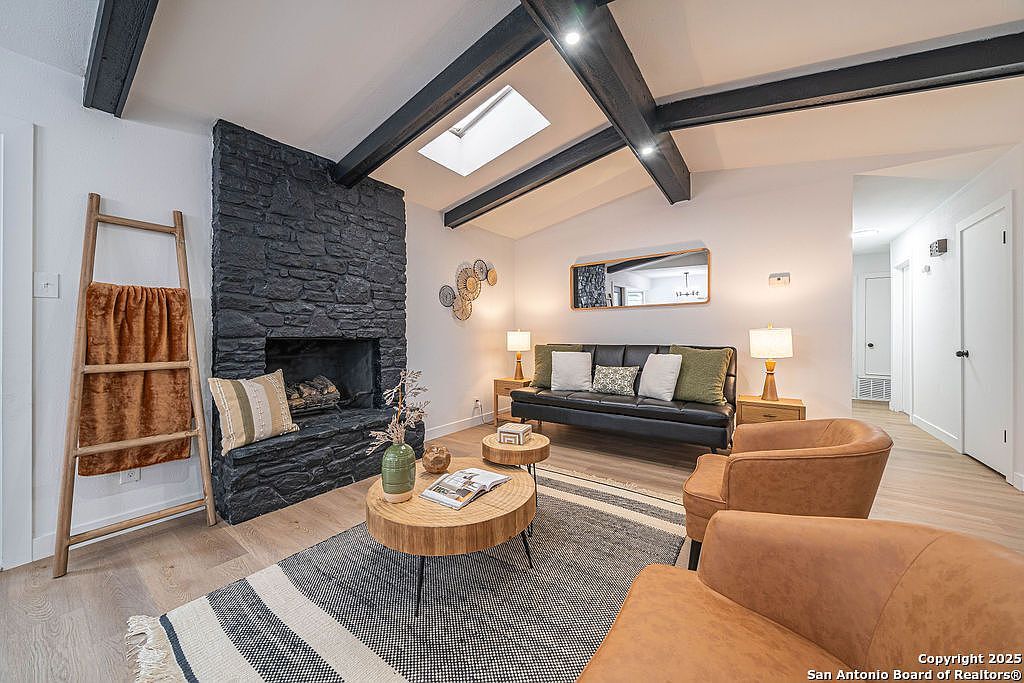 7817 Hollow Oak St Live Oak, TX 78233 - Thumbnail 2