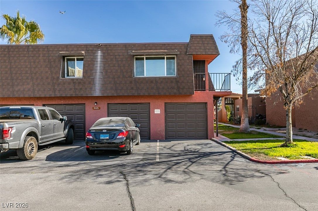 4626 Grand Dr Unit 4 Las Vegas, NV 89169 - Thumbnail 2