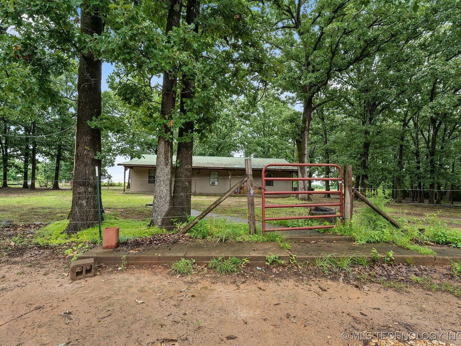 3323 E 2054th Rd Sawyer, OK 74756 - Thumbnail 2