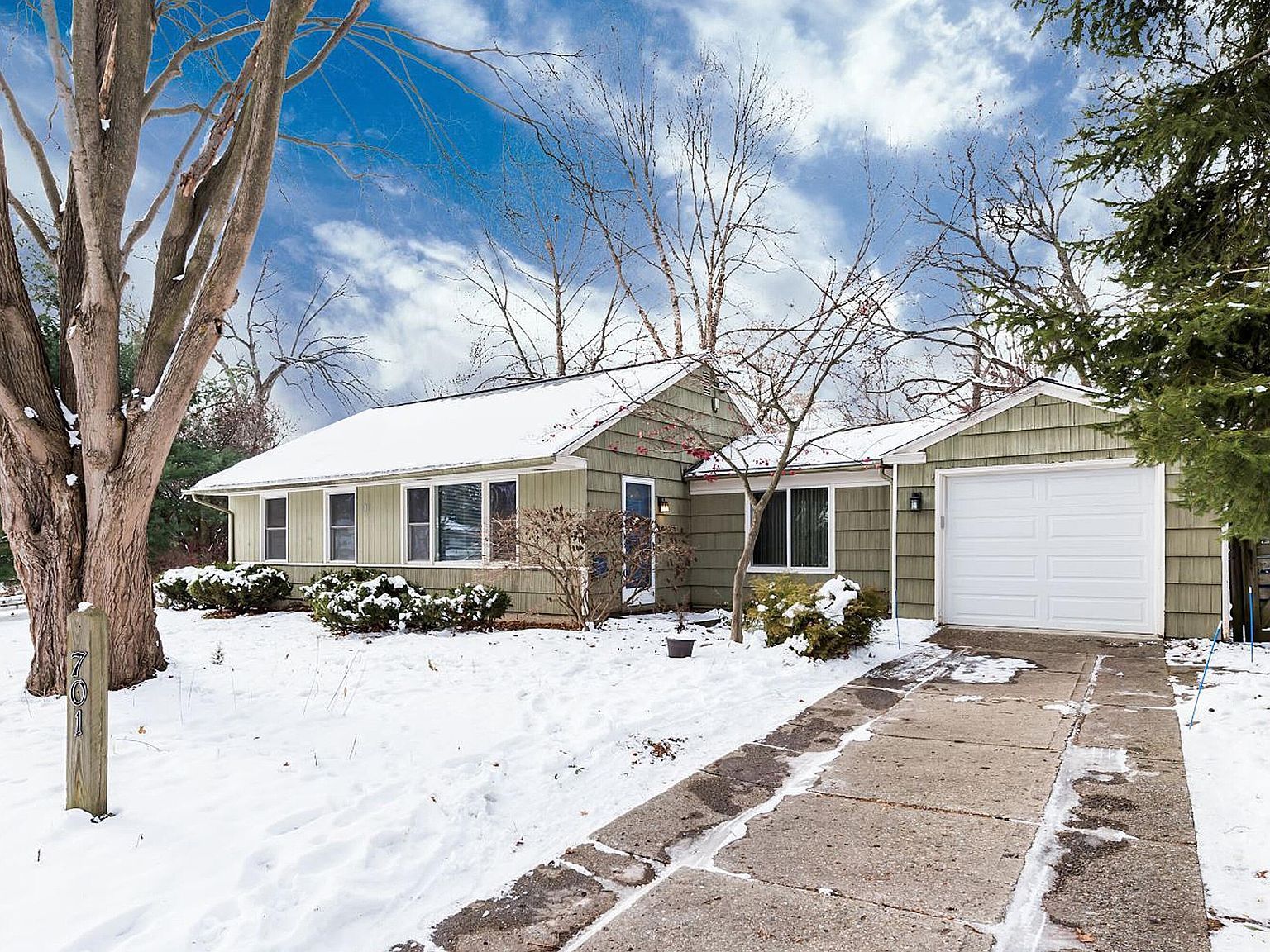 701 Pomona Rd Ann Arbor, MI 48103 - Thumbnail 2