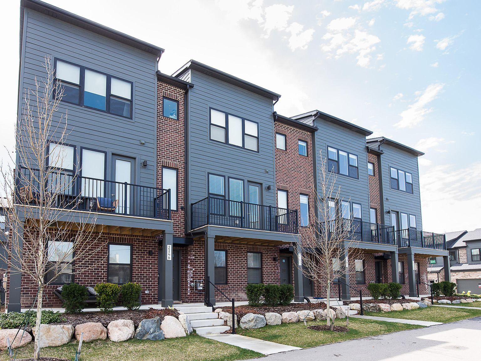 2150 Park Dr Ann Arbor, MI 48103  | Condominium
