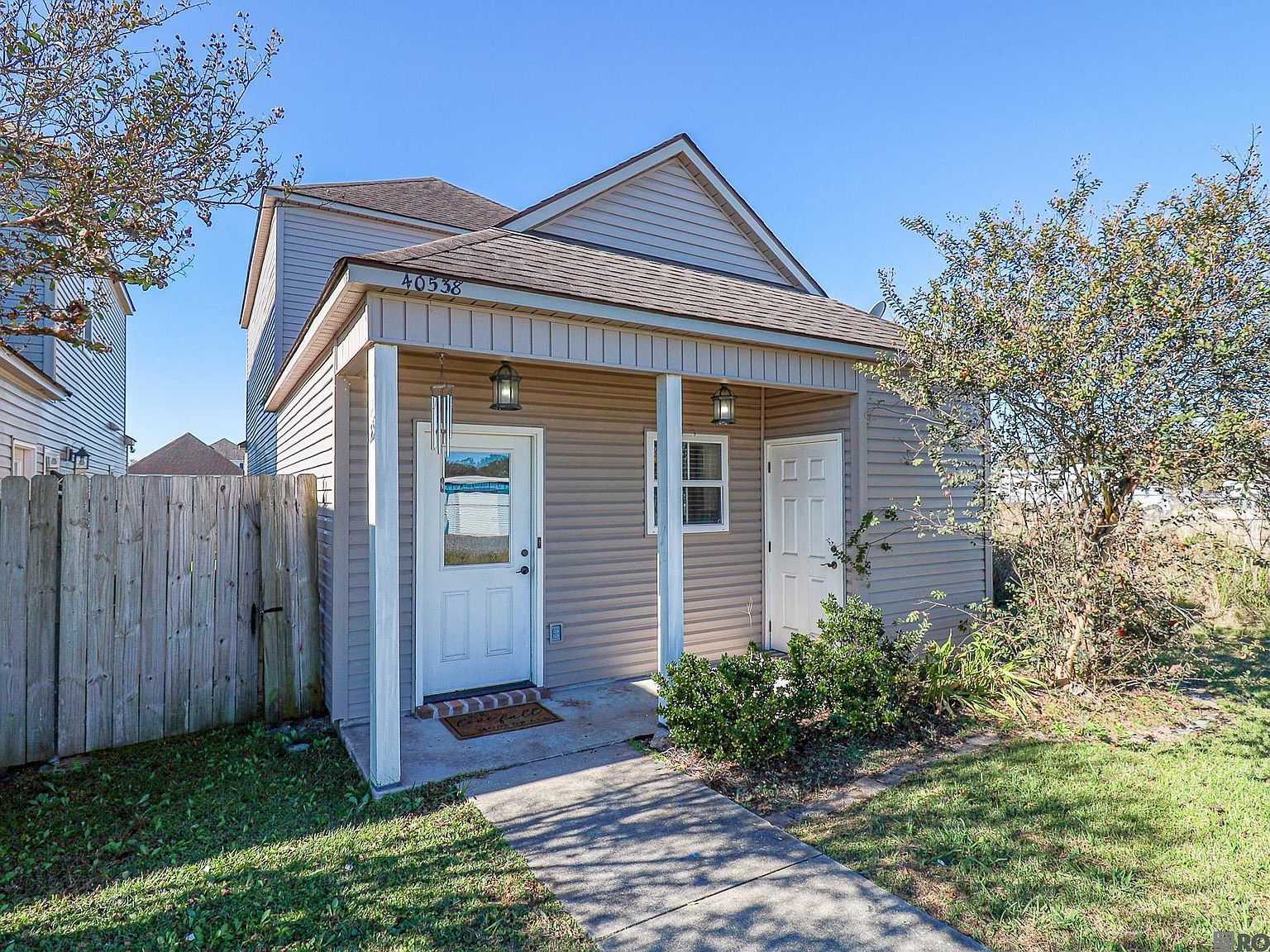 40538 Sagefield Ct Gonzales, LA 70737 - Thumbnail 2