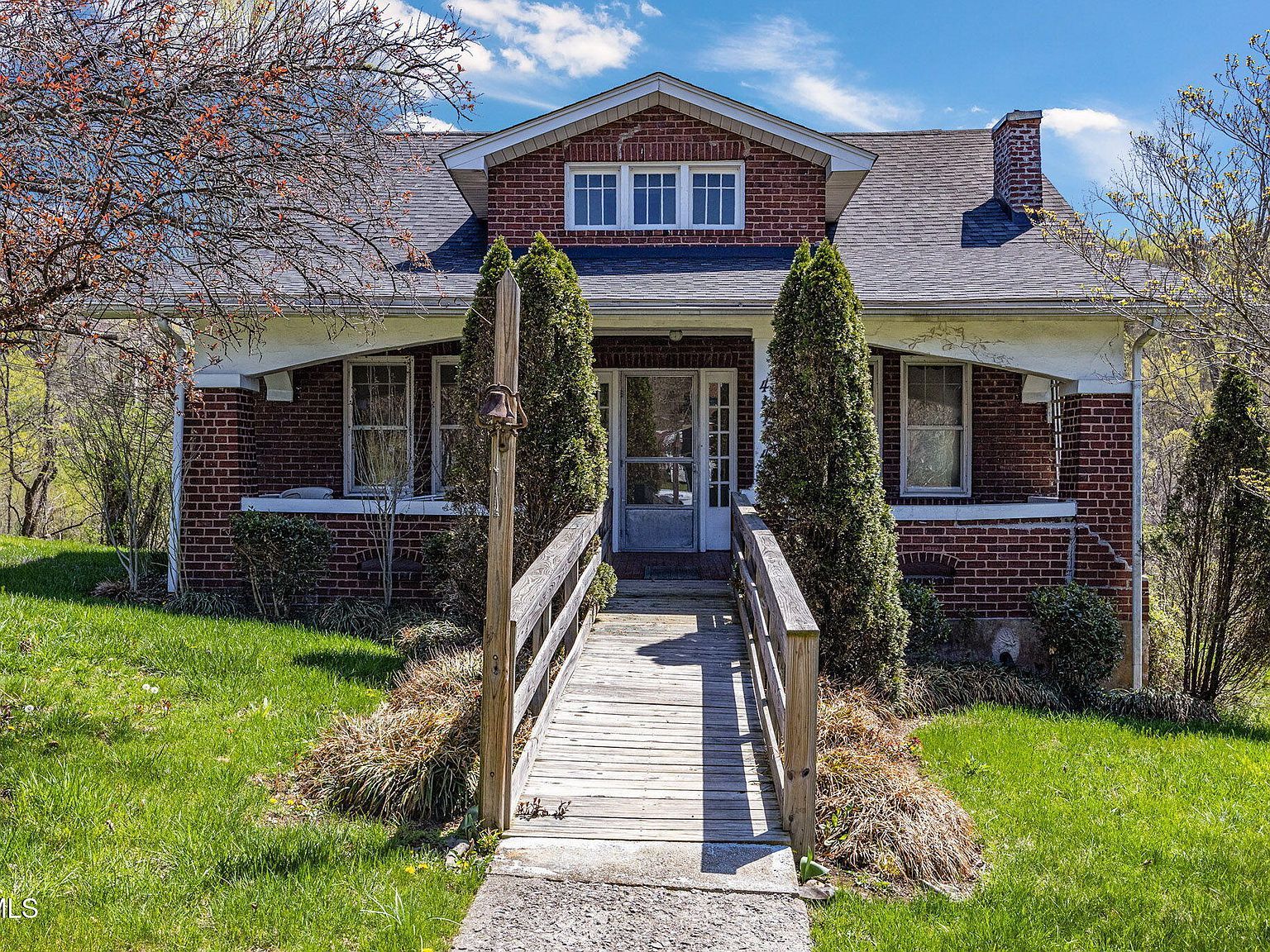 41144 W Morgan Ave Pennington Gap, VA 24277 - Thumbnail 2