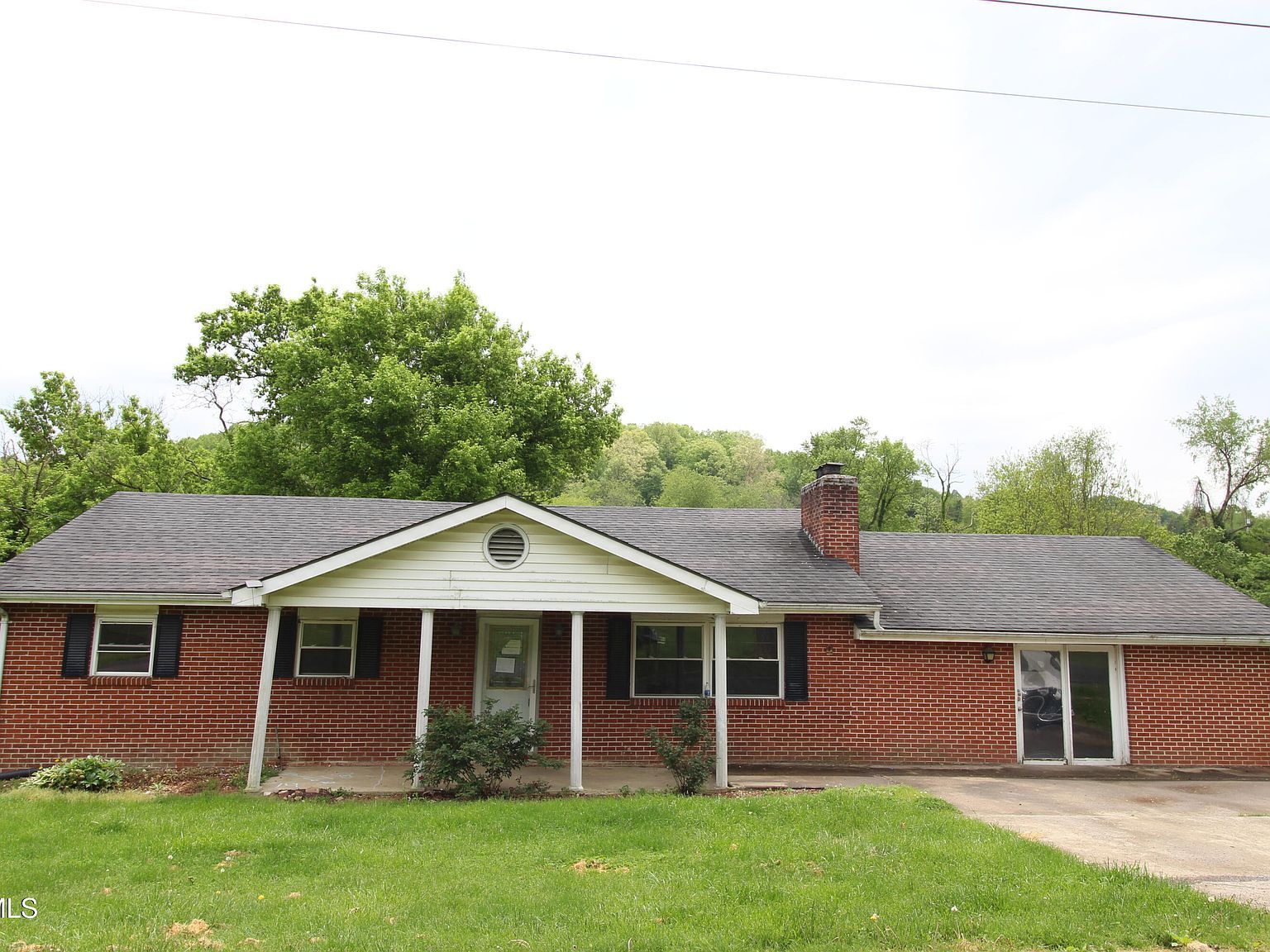 301 Rose Hill Dr Rose Hill, VA 24281 - Thumbnail 2