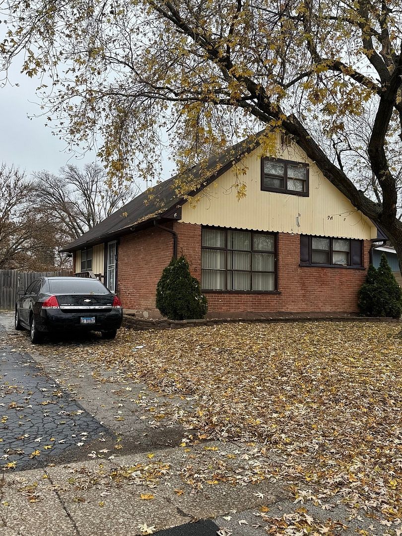 3736 168th Pl Country Club Hills, IL 60478 - Thumbnail 2