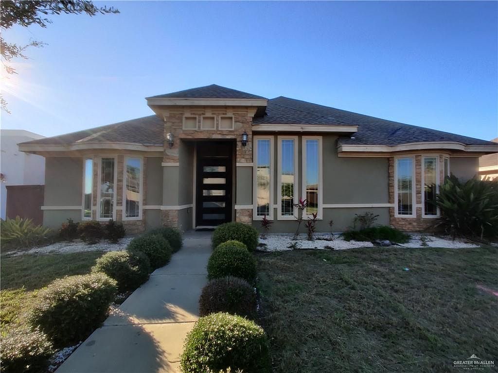 2102 S Villa Real Dr Pharr, TX 78577 - Thumbnail 2