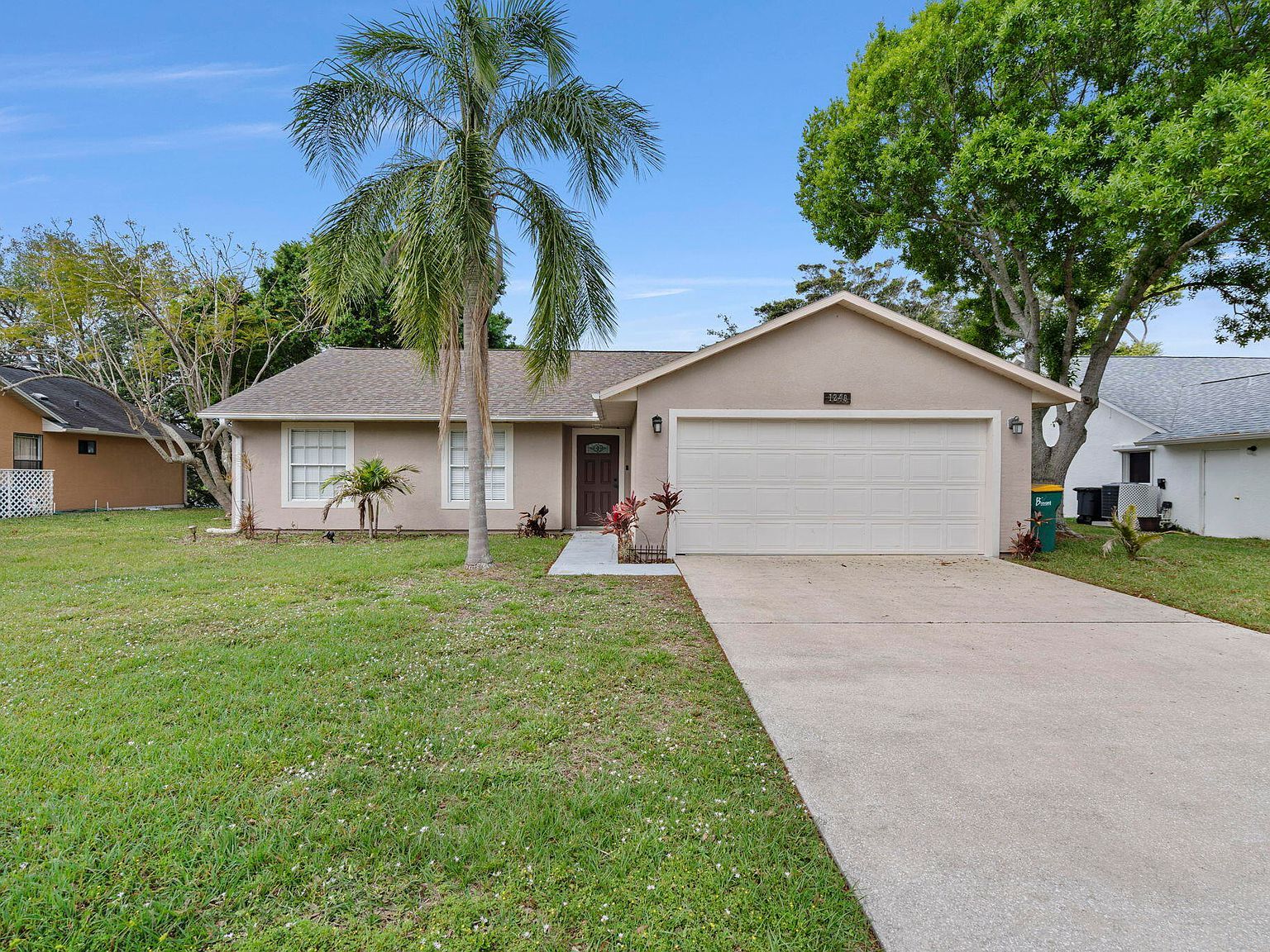 1240 Ambra Dr Melbourne, FL 32940 - Thumbnail 2