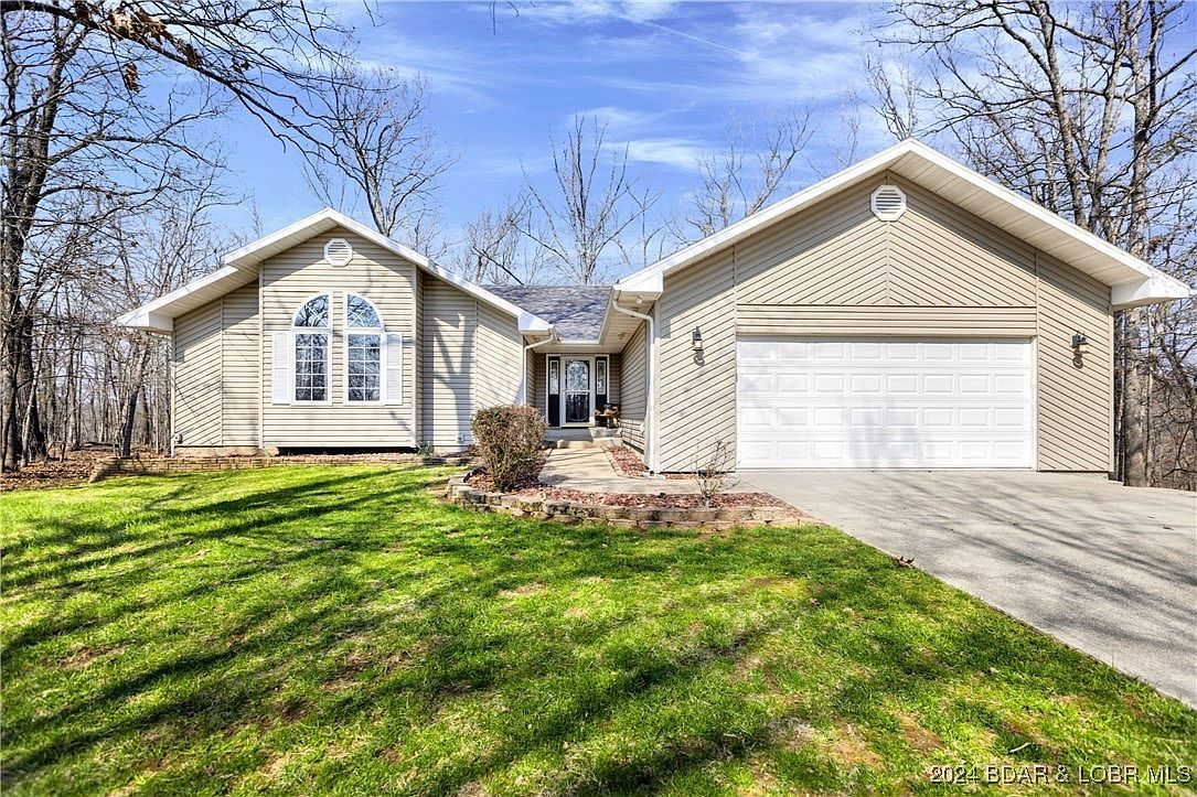 568 Grand Point Blvd Sunrise Beach, MO 65079 - Thumbnail 2