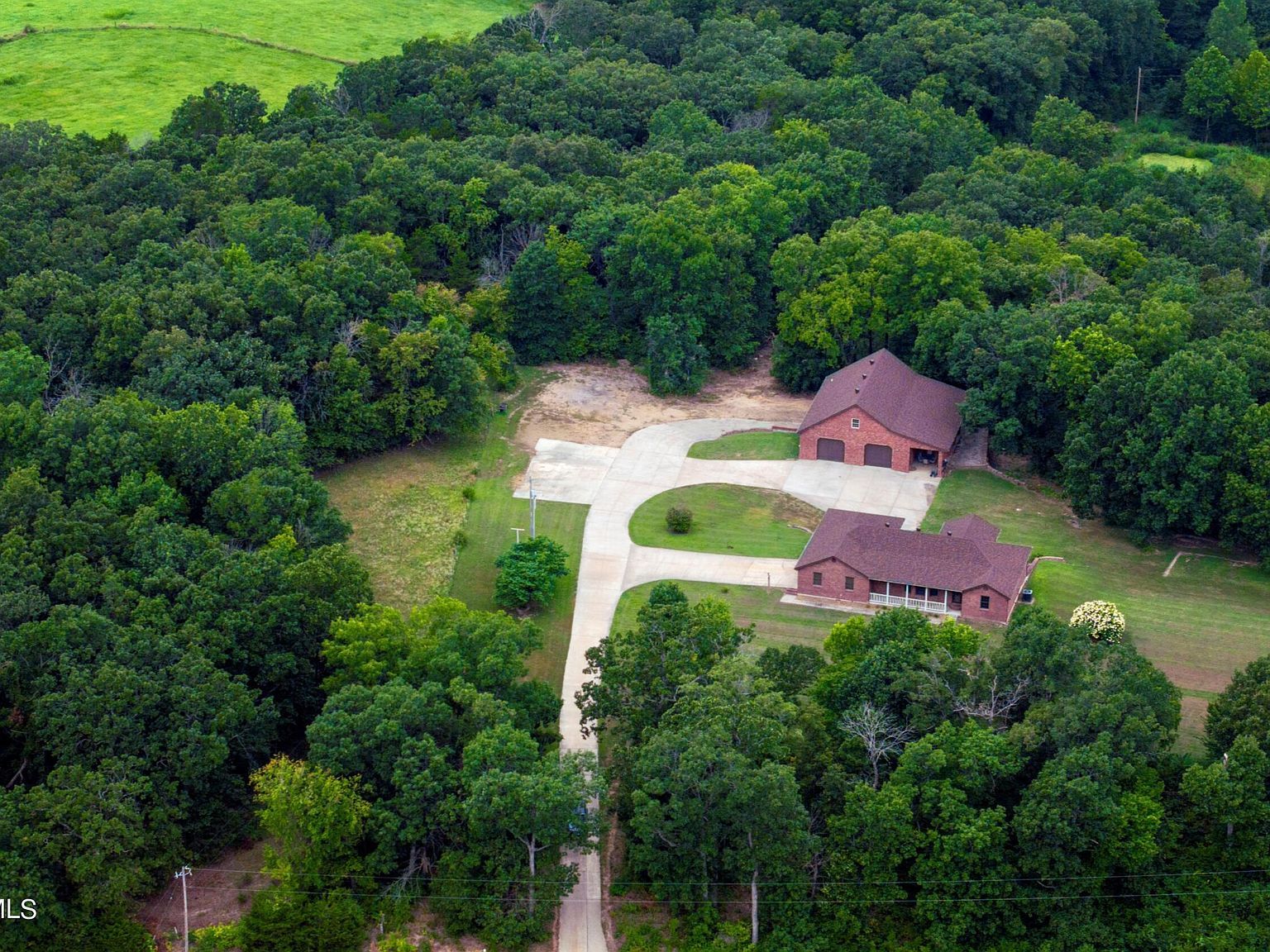 8501 Bode Ferry Rd Jefferson City, MO 65101 - Thumbnail 2