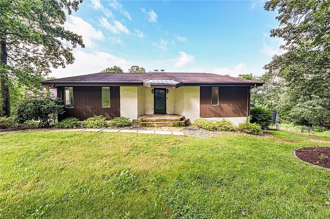 3150 Princeton Rd Greensburg, PA 15601 - Thumbnail 2