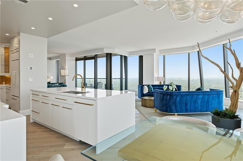 3344 Peachtree Rd NE UNIT 4202 Atlanta, GA 30326 - Thumbnail 2