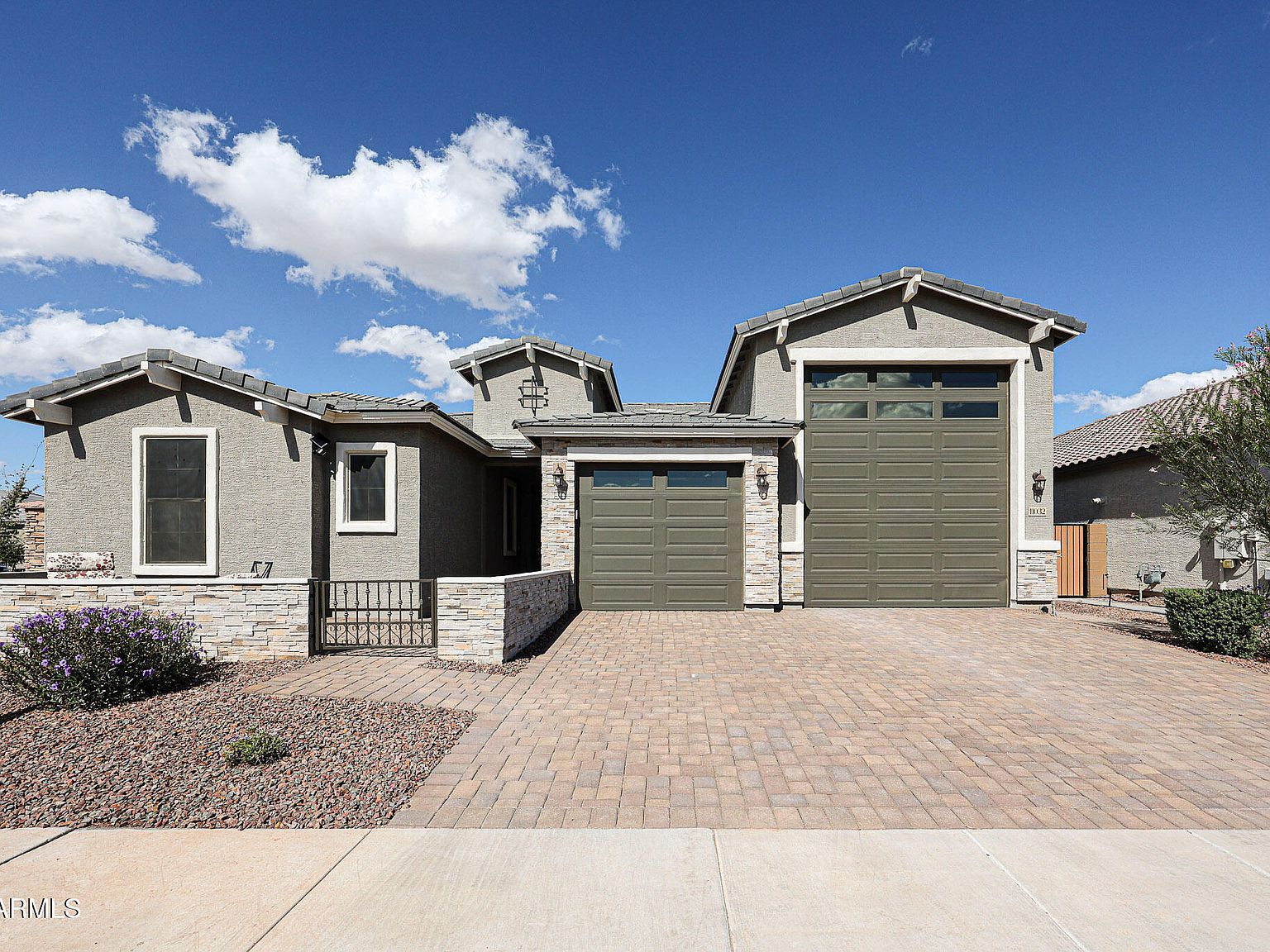 11032 W Lincoln St Avondale, AZ 85323 - Thumbnail 2