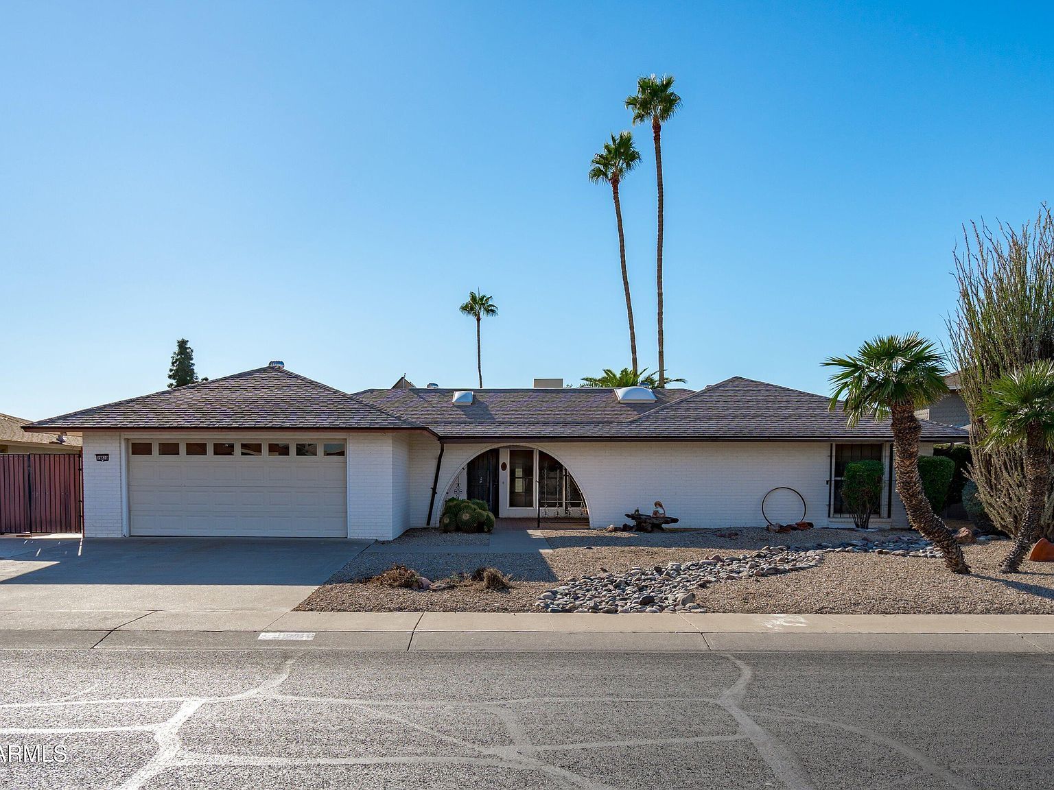 19820 N Cherry Tree Ln Sun City, AZ 85373 - Thumbnail 2