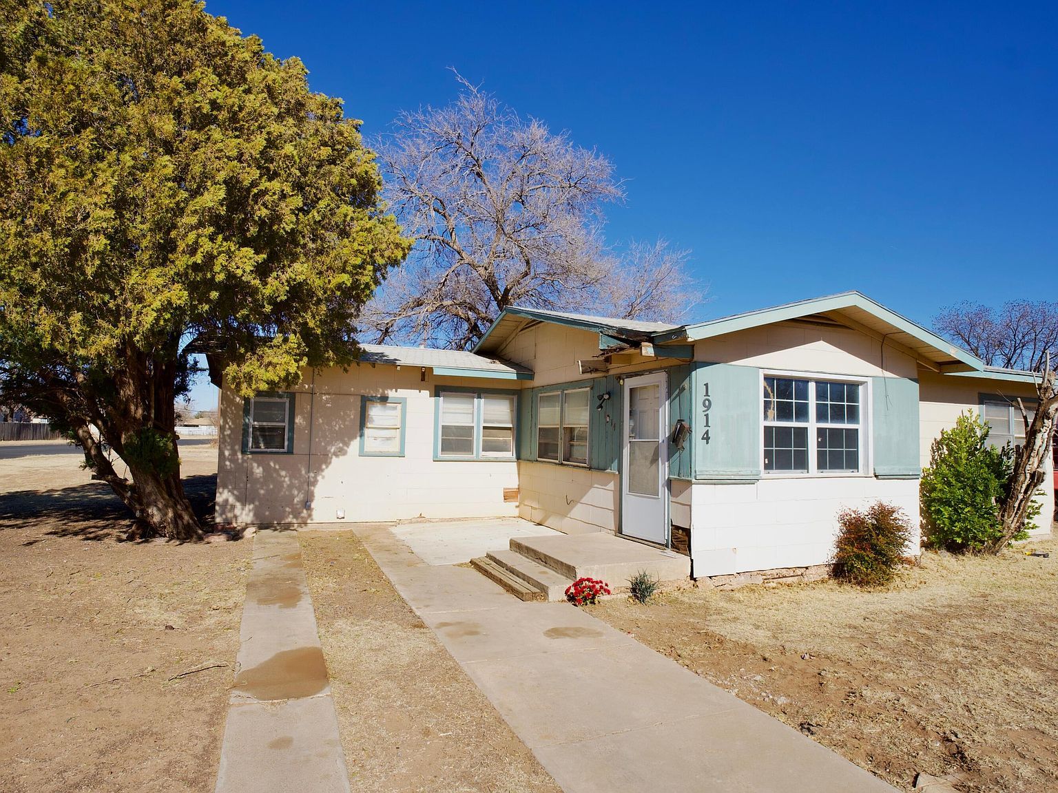 1914 64th St Lubbock, TX 79412  | Single Family