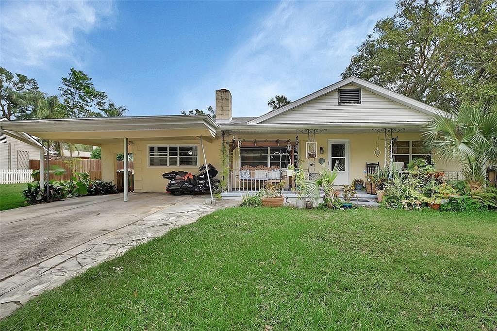 305 S Stone St Deland, FL 32720 - Thumbnail 2