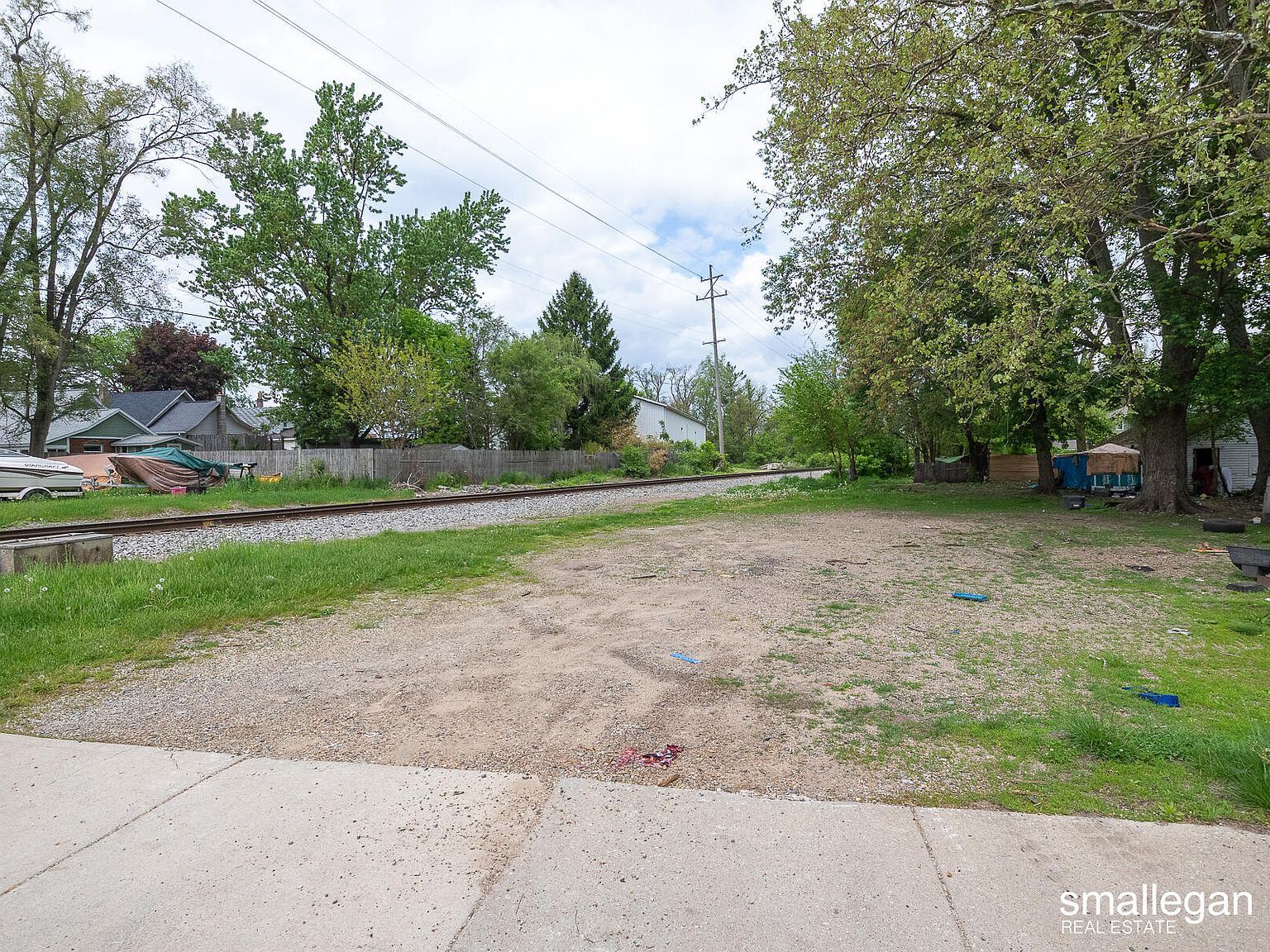 619 Lake St Kalamazoo, MI 49001 - Thumbnail 2