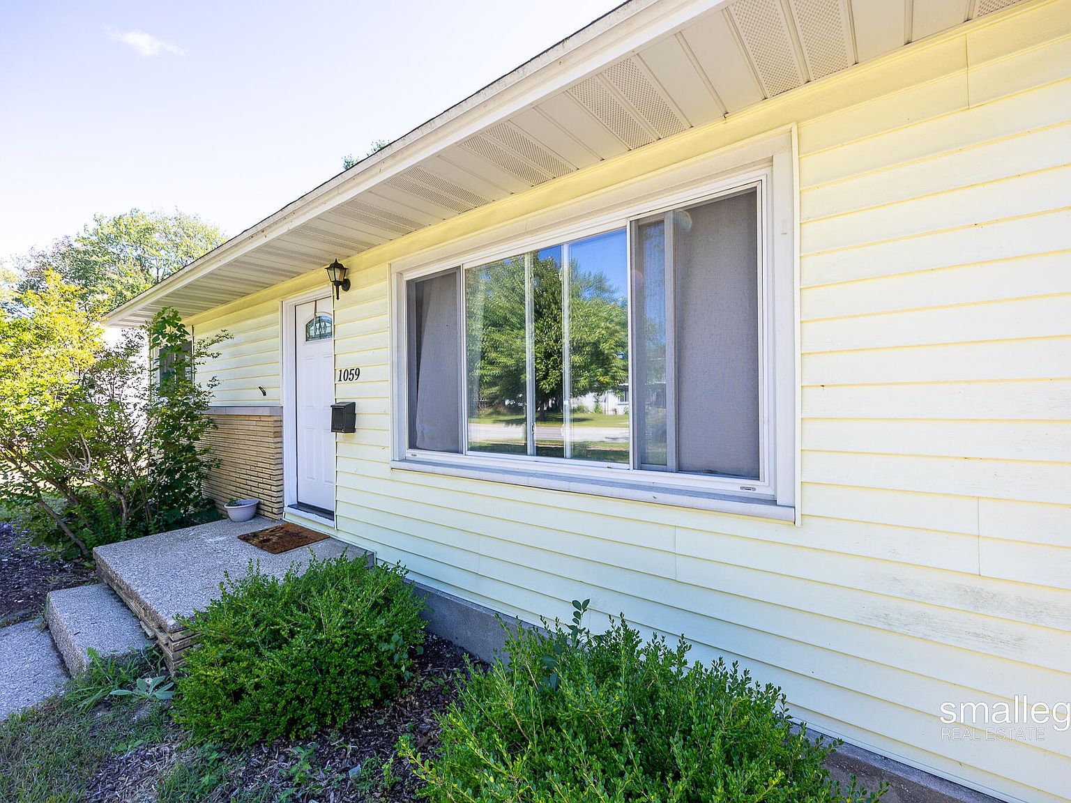 1059 W Summit Ave Muskegon, MI 49441 - Thumbnail 2