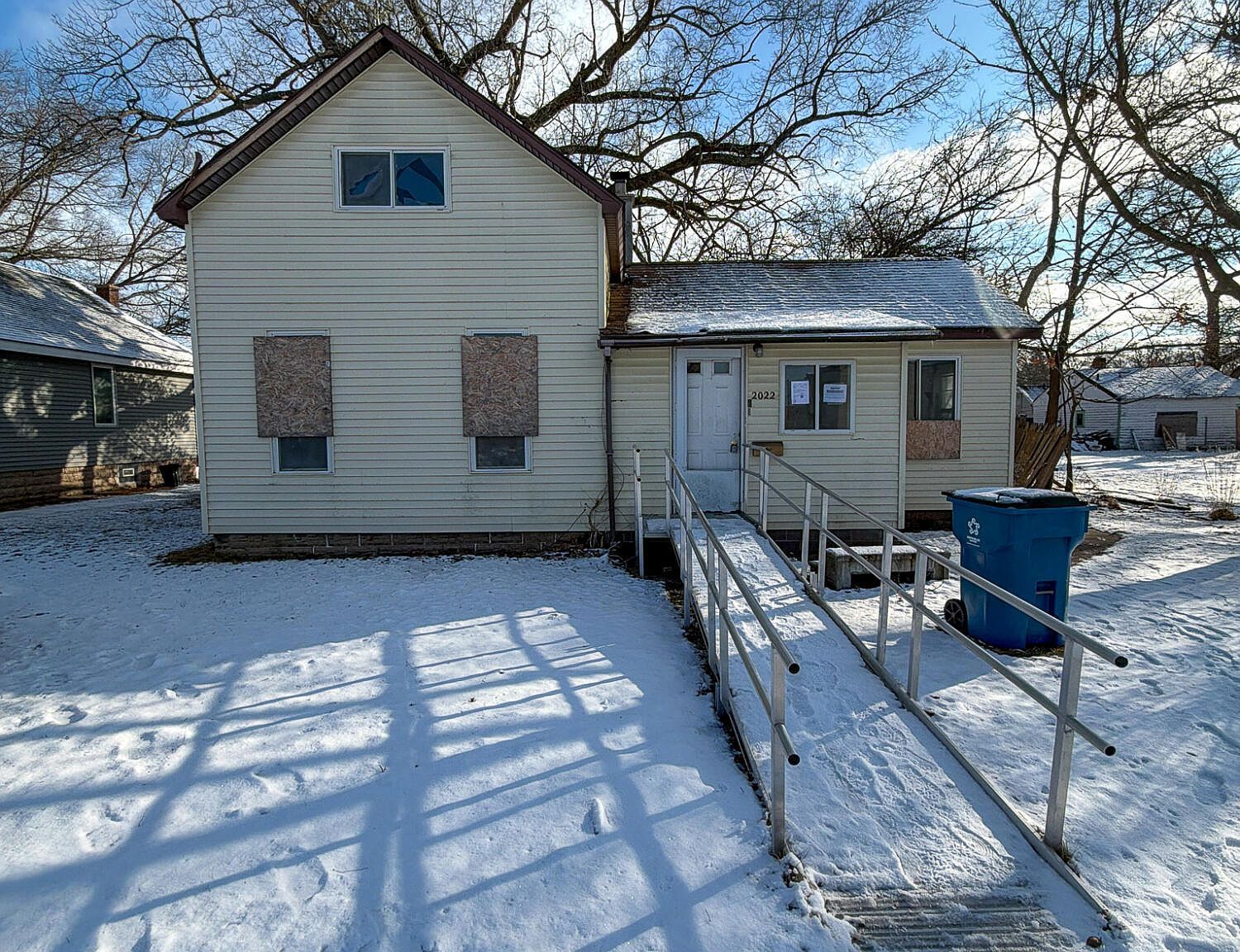 2022 8th St Muskegon Heights, MI 49444 - Thumbnail 2