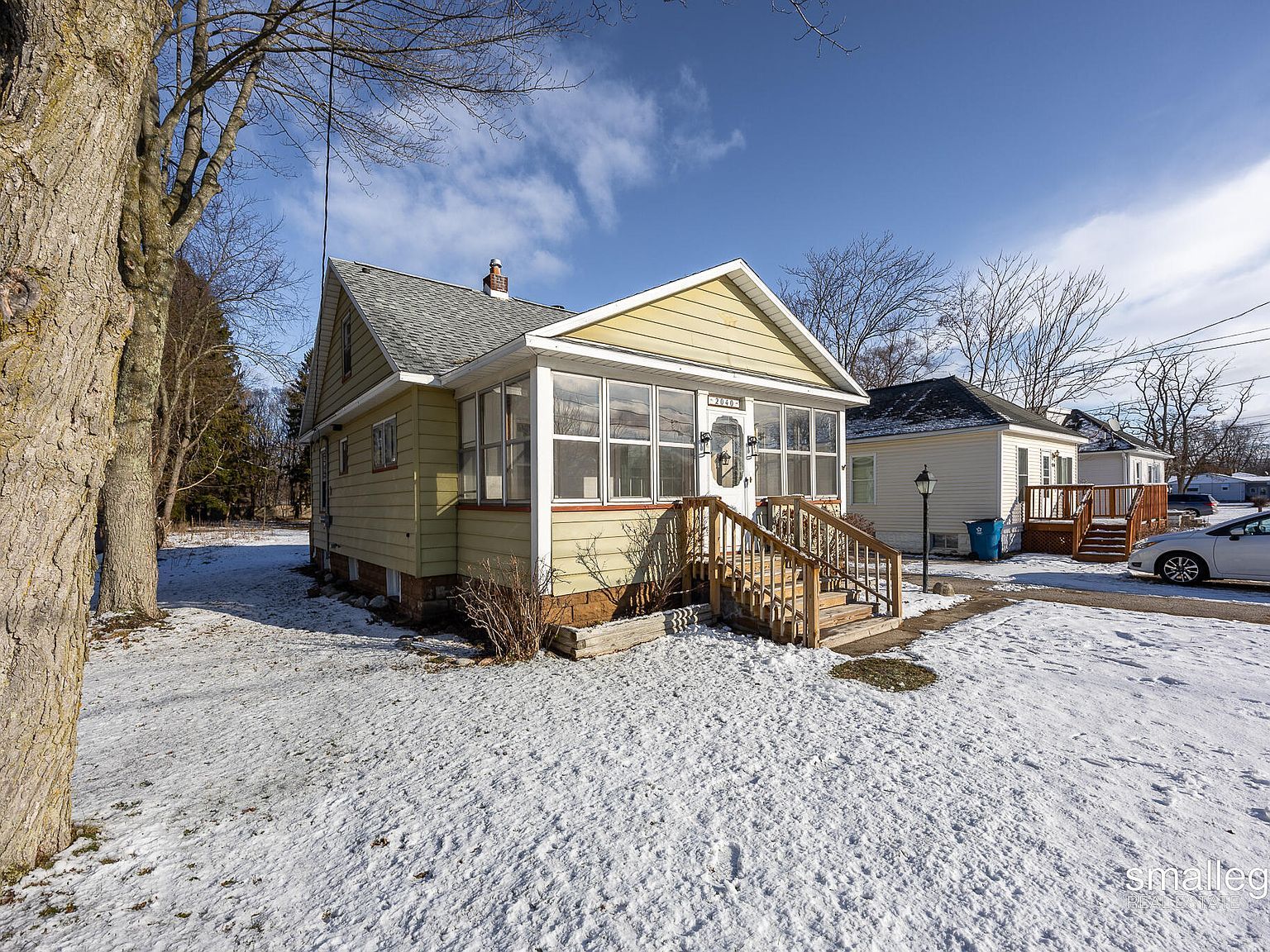 2040 Lawnel Ave Muskegon, MI 49441 - Thumbnail 2