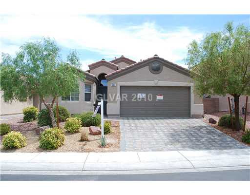 405 Colorful Rain Avenue - Thumbnail 2