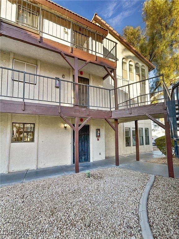 2080 Karen Ave #49 Las Vegas, NV 89169 - Thumbnail 2