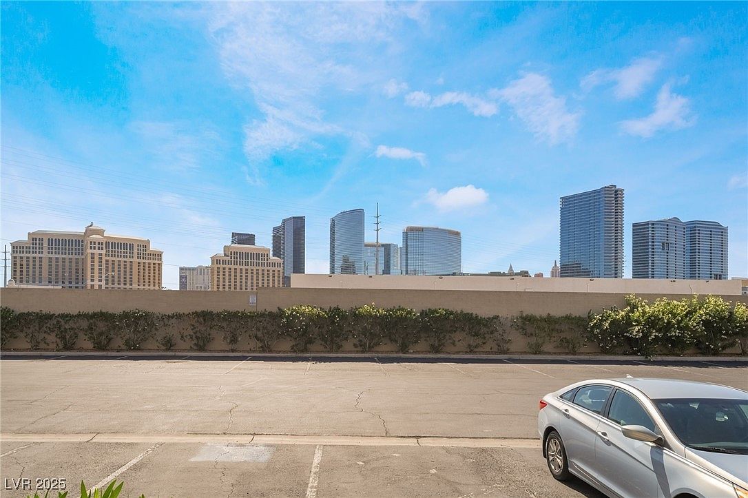 4200 S Valley View Blvd UNIT 1074 Las Vegas, NV 89103 - Thumbnail 2
