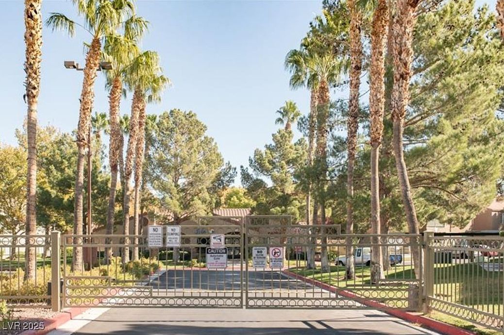 2120 Sealion Dr UNIT 207 Las Vegas, NV 89128 - Thumbnail 2