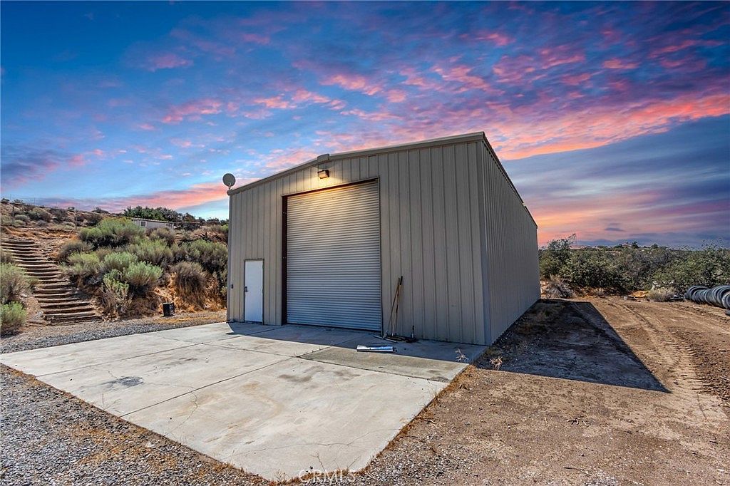 7170 Joshua Rd Oak Hills, CA 92344 - Thumbnail 2