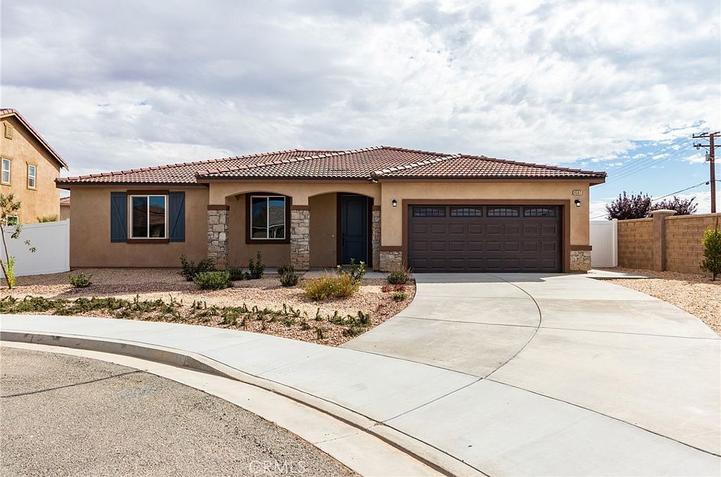 8507 Stockton Ave Hesperia, CA 92344 - Thumbnail 2