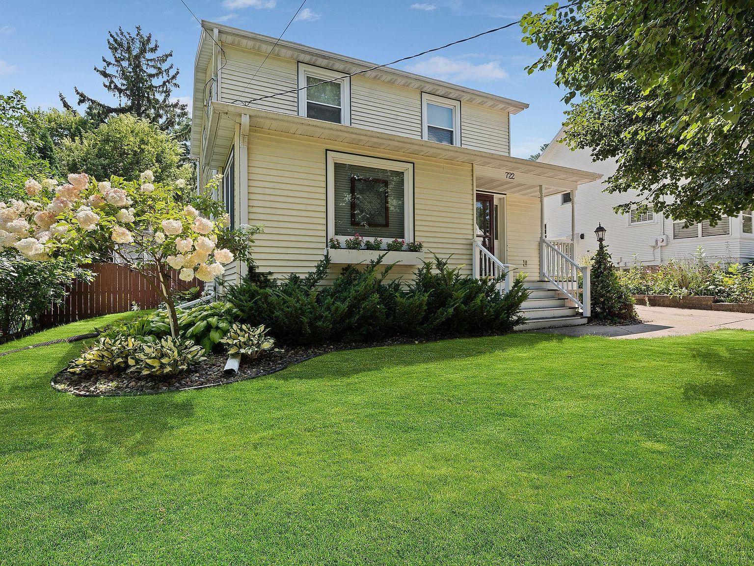 722 7th St SW Rochester, MN 55902 - Thumbnail 2