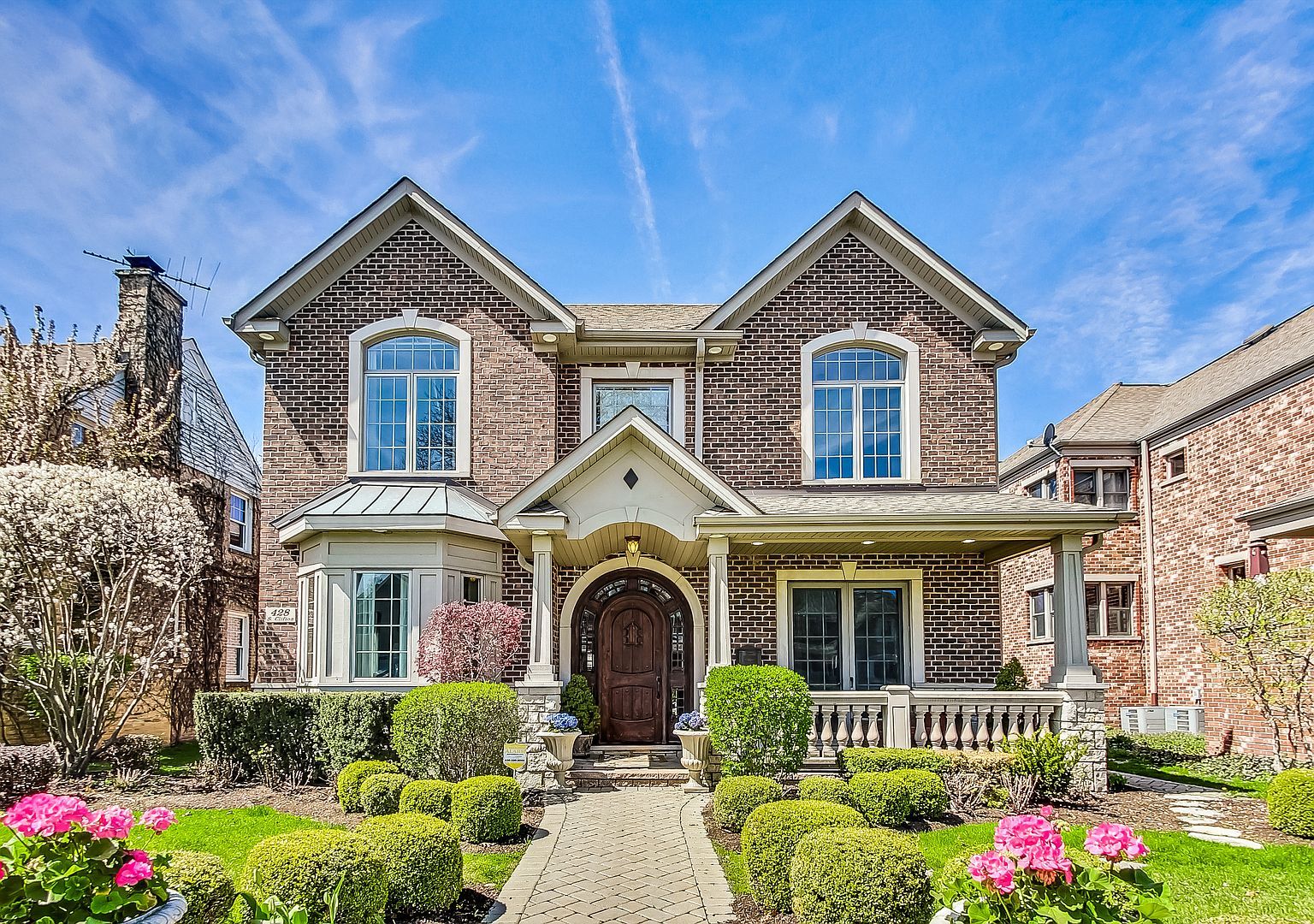 428 S Clifton Ave Park Ridge, IL 60068 - Thumbnail 2