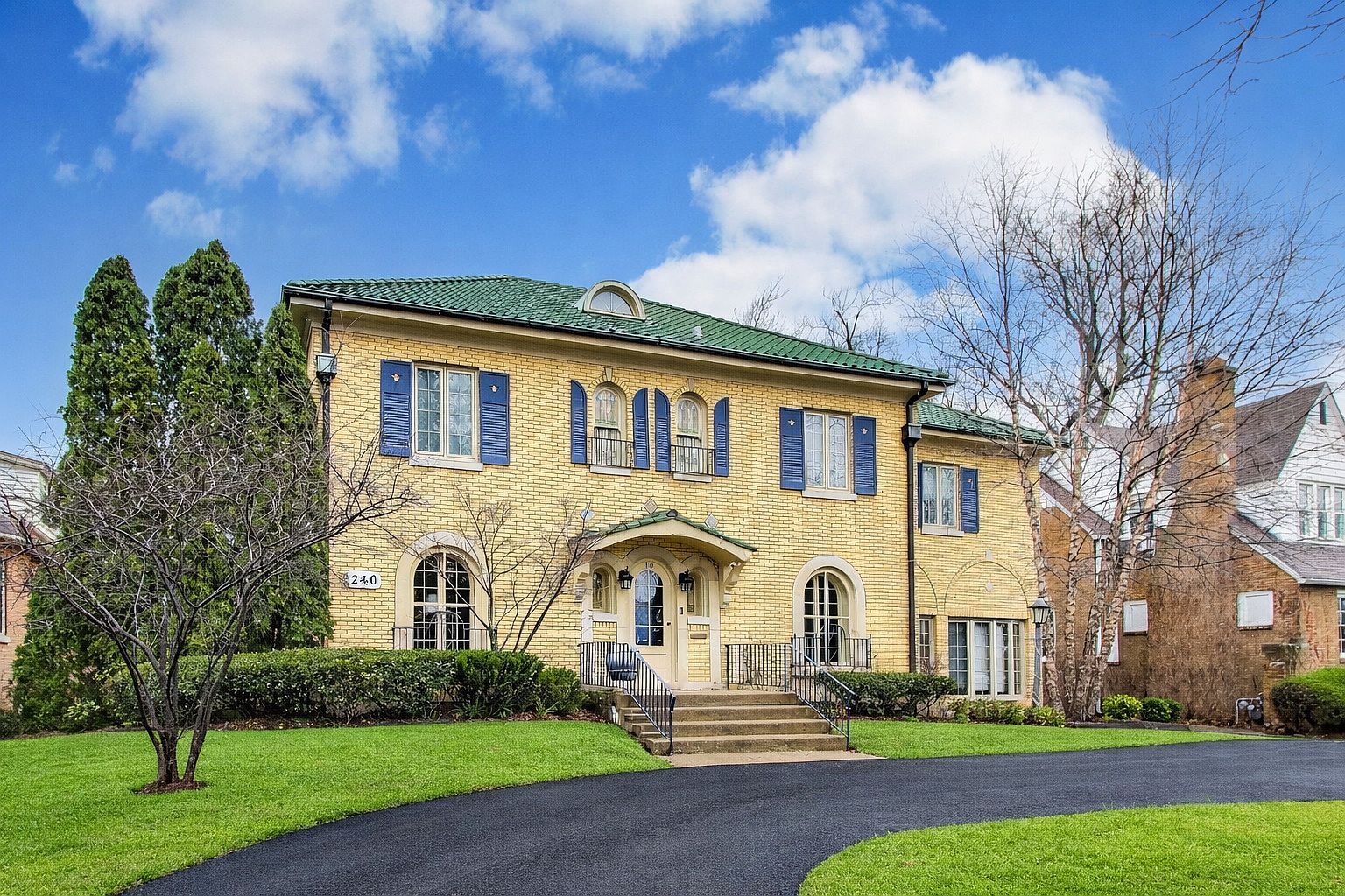 710 S Washington Ave Park Ridge, IL 60068 - Thumbnail 2