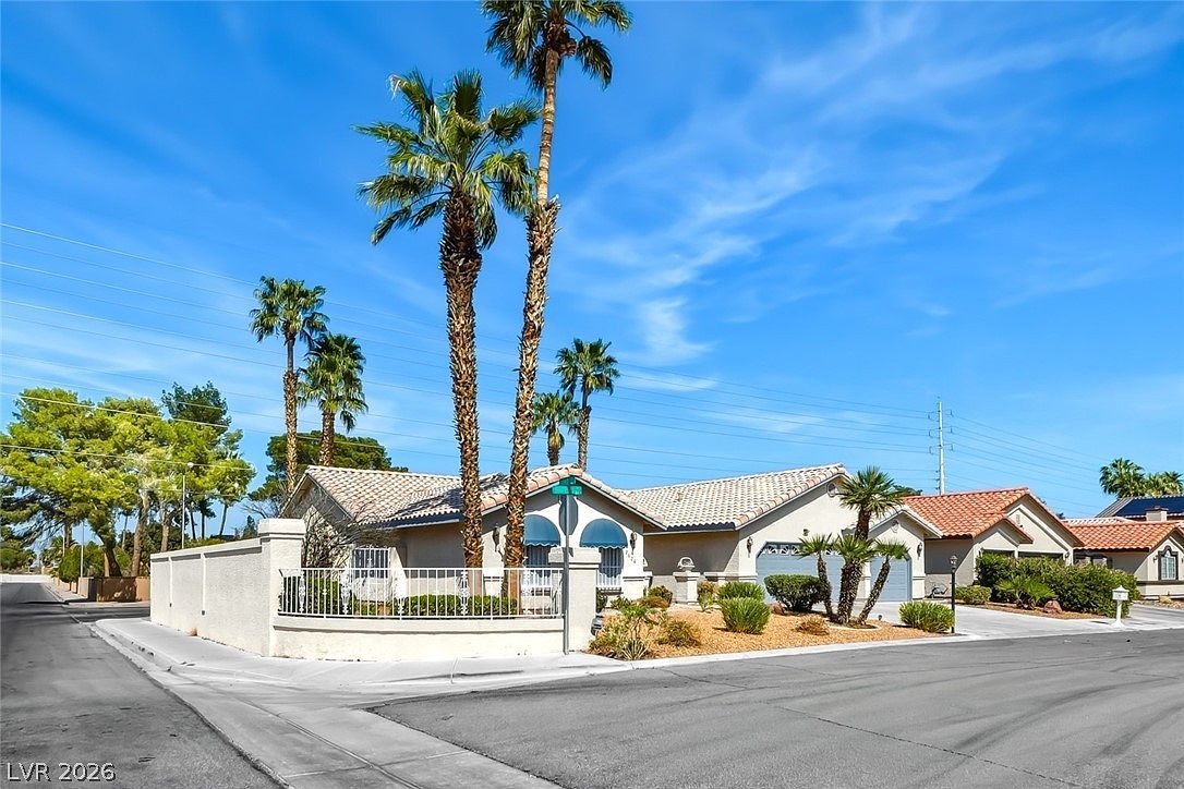 2620 Batelli Ct Las Vegas, NV 89121 - Thumbnail 2